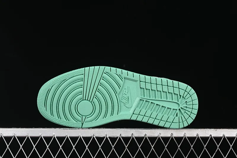 All Categories Air Jordan Jordan Series Basketball Shoes Air Jordan 1 Low Air Jordan 1 Low OG AJ1 Joe 1 Year of the Snake Limited Green Snake Low-top Retro Basketball Shoes HF3144-100